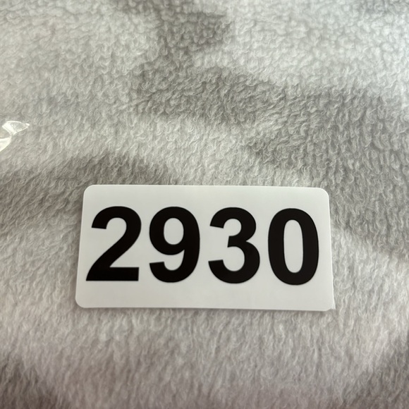 Derek Heart Neutral Camo Fuzzy Comfy Sweatshirt Size M - Picture 12 of 13